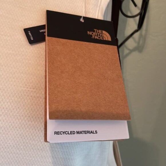 The North Face Workout Muscle Tank White XL - Picture 4 of 7